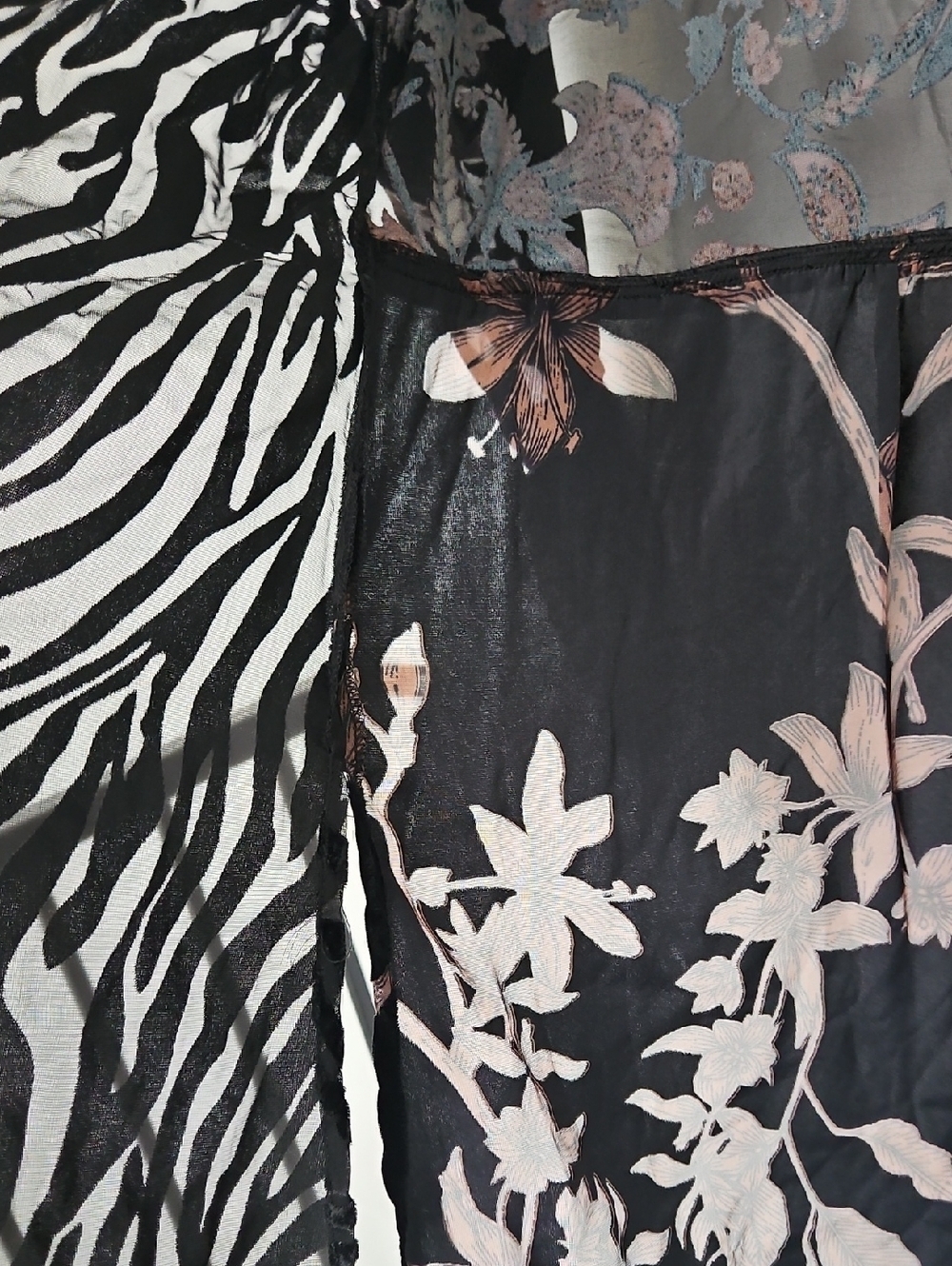 Multiples Burnout Velvet Jacket Womens Sz L Black Flared Kimono Floral NWT - Picture 6 of 11